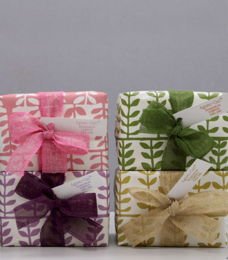 bath bomb and candle gift boxes wholesale